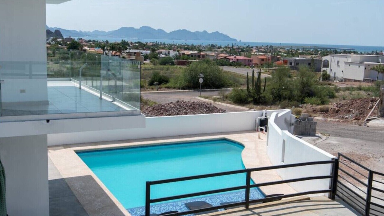 Photo of Outdoor in San Carlos