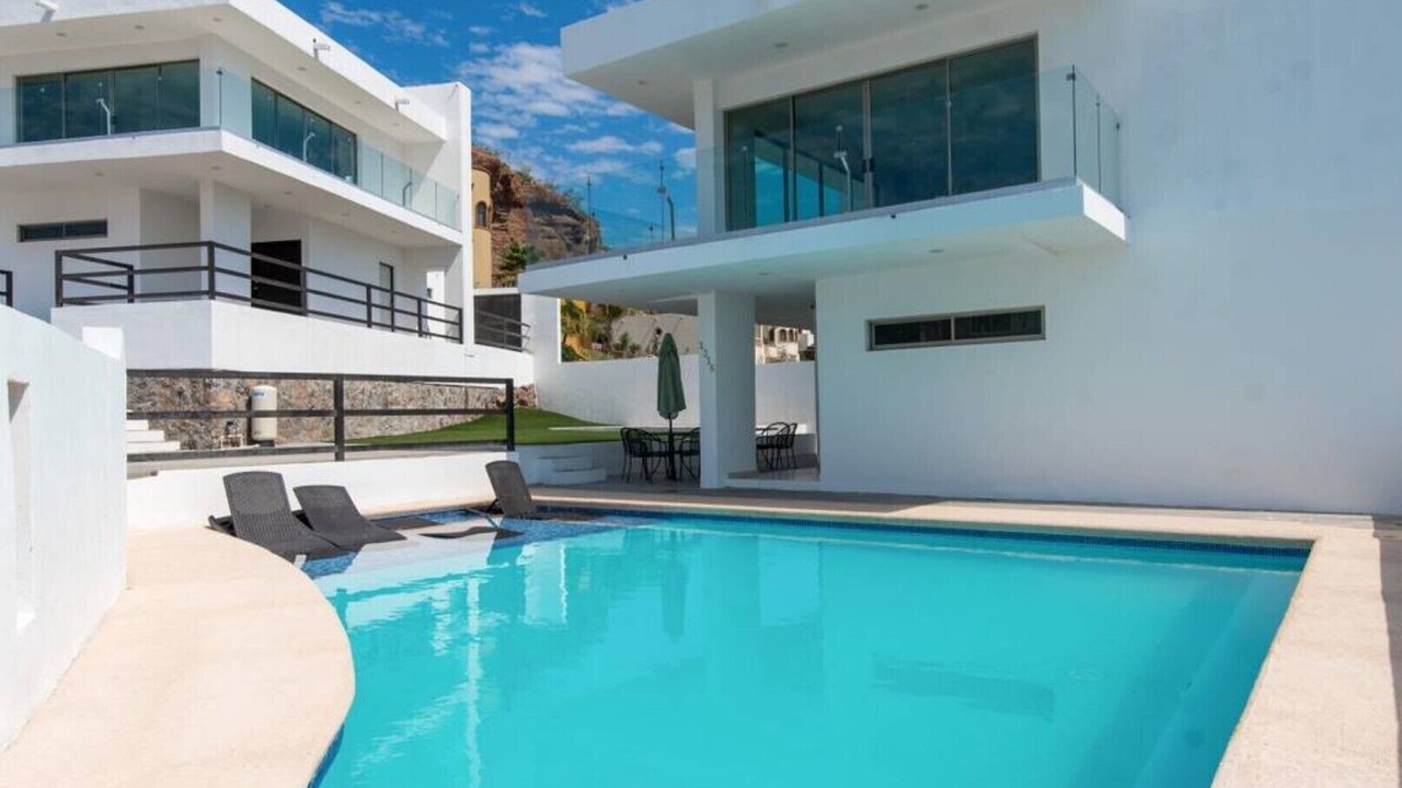 Photo of Outdoor in San Carlos