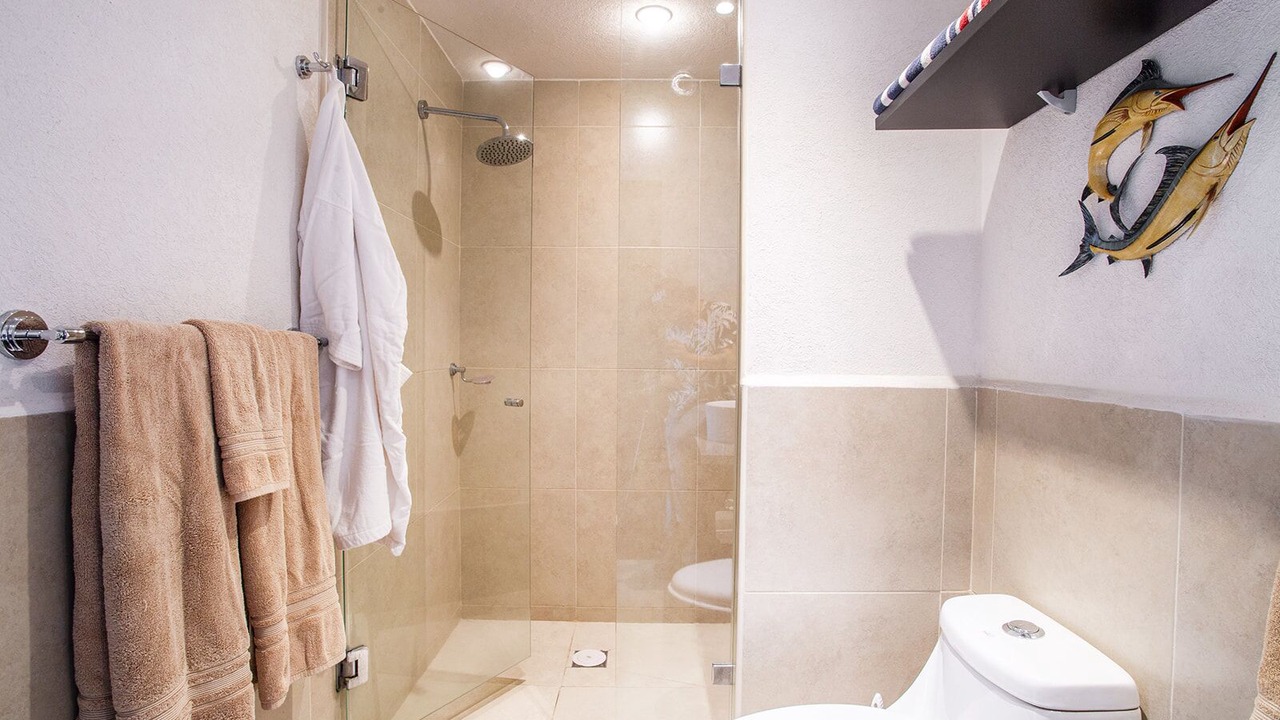 Photo of Bathroom in South Hotel Zone