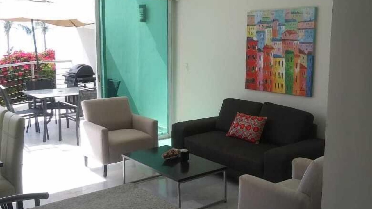 Photo of Livingroom in Flamingos