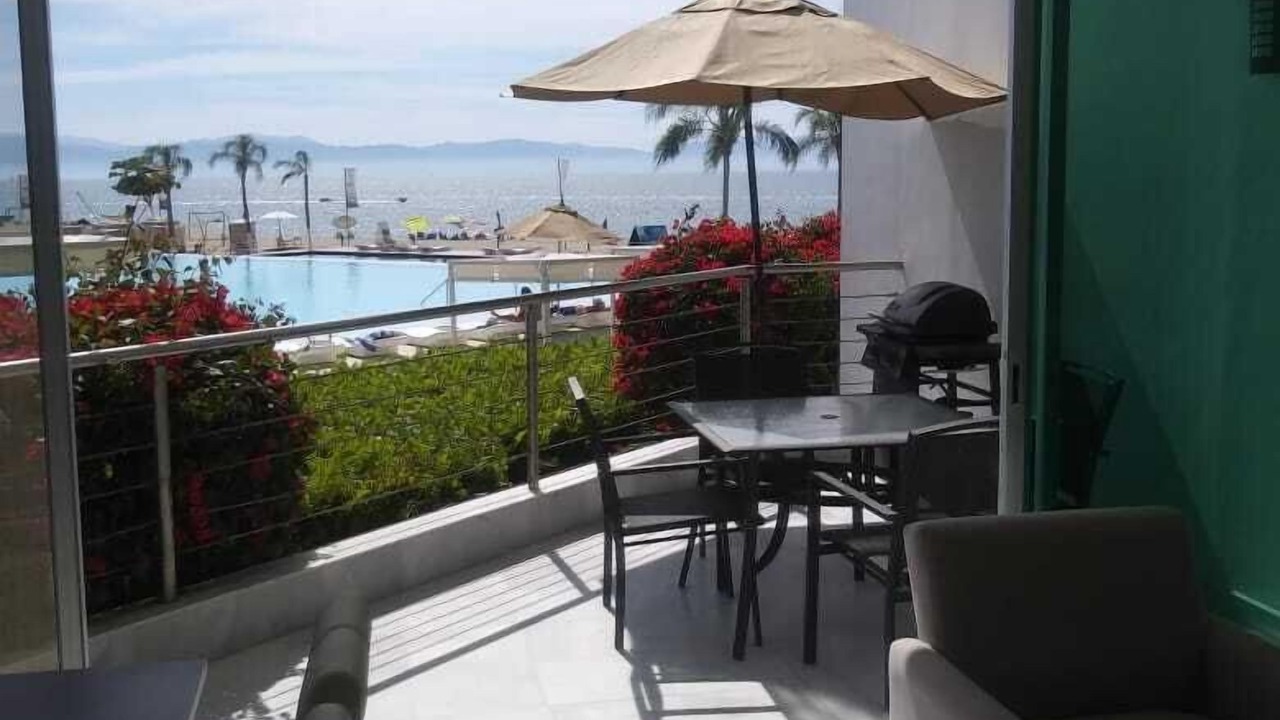 Photo of Outdoor in Flamingos