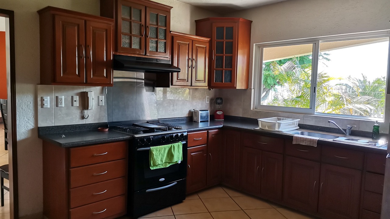 Photo of Kitchen in Burgos Bugambilias