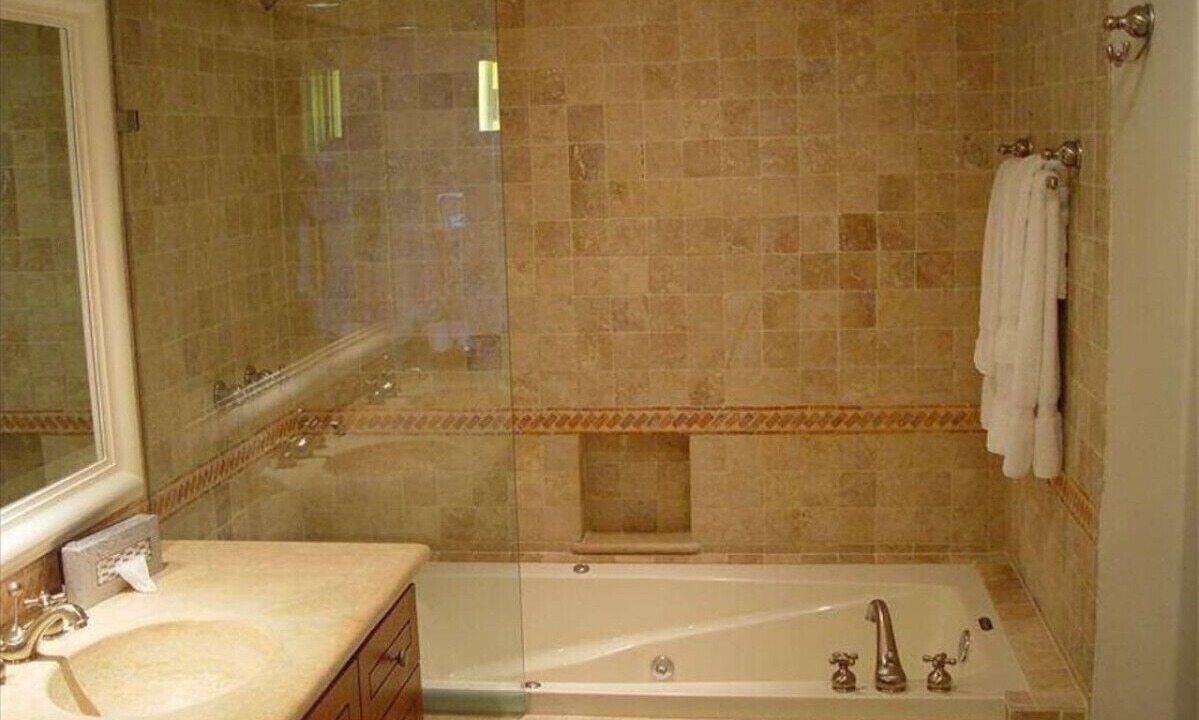 Photo of Bathroom in Zona Hotelera