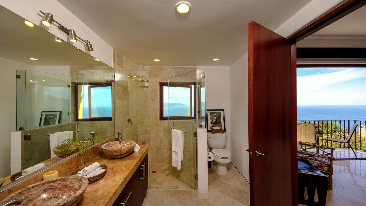 Photo of Bathroom in Conchas Chinas