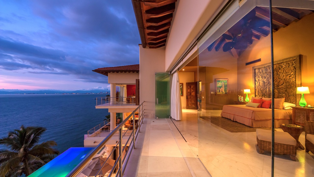 Photo of Patio Balcony in Romantic Zone