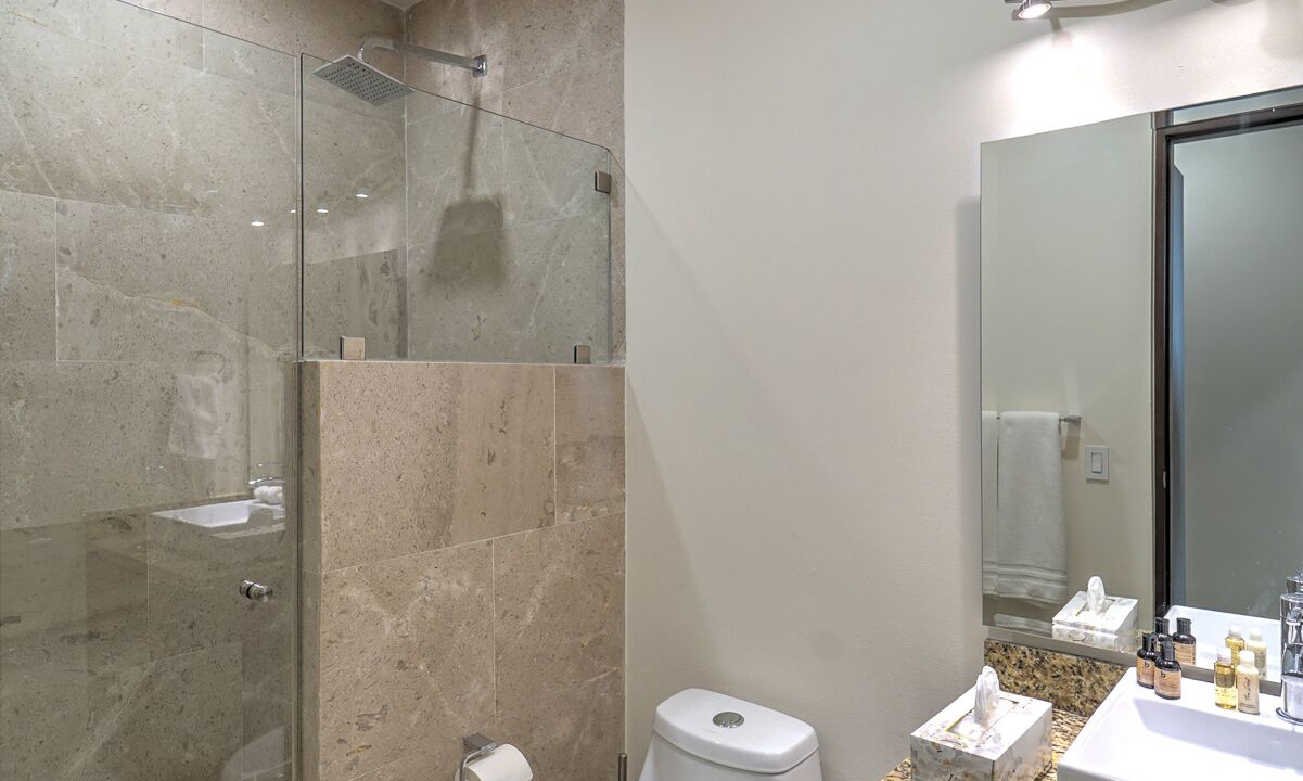 Photo of Bathroom in Romantic Zone
