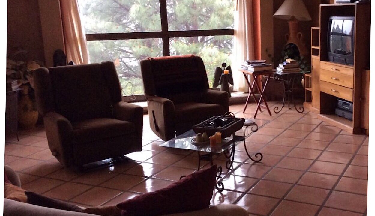 Photo of Livingroom in San Gabriel