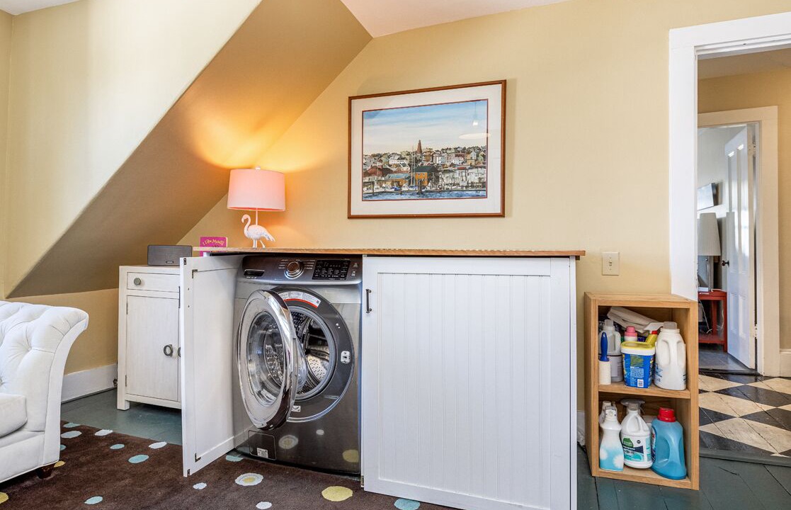 Photo of Bedroom in Rosemont