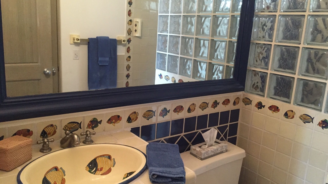 Photo of Bathroom in Zona Hotelera