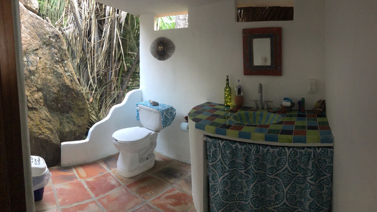 Photo of Bathroom in Chimo