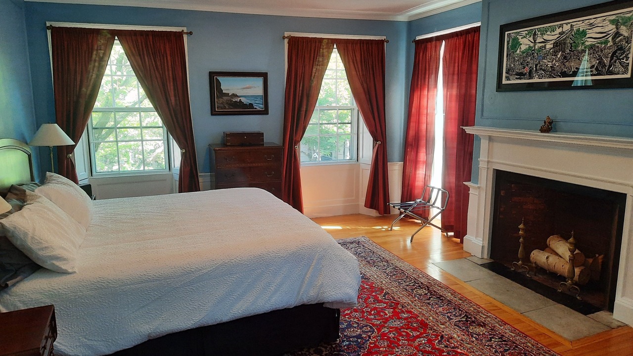 Photo of Bedroom in Salem