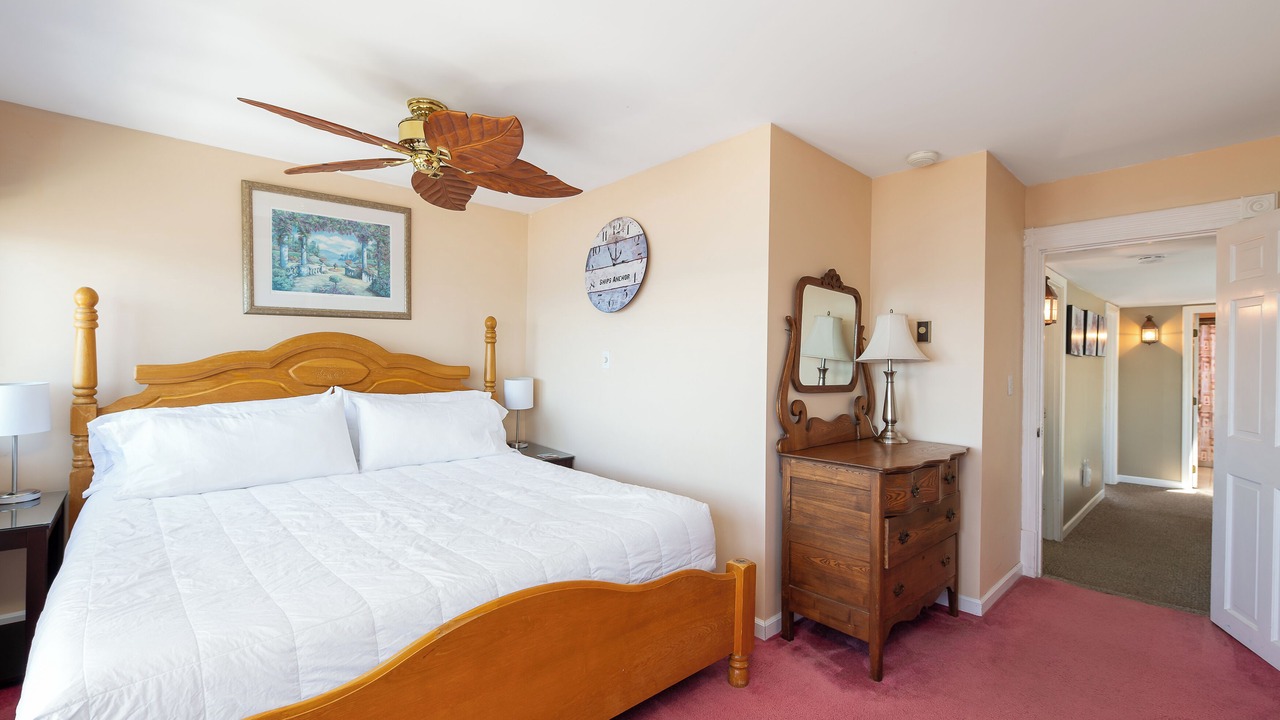 Photo of Bedroom in Mid-Coast and Islands