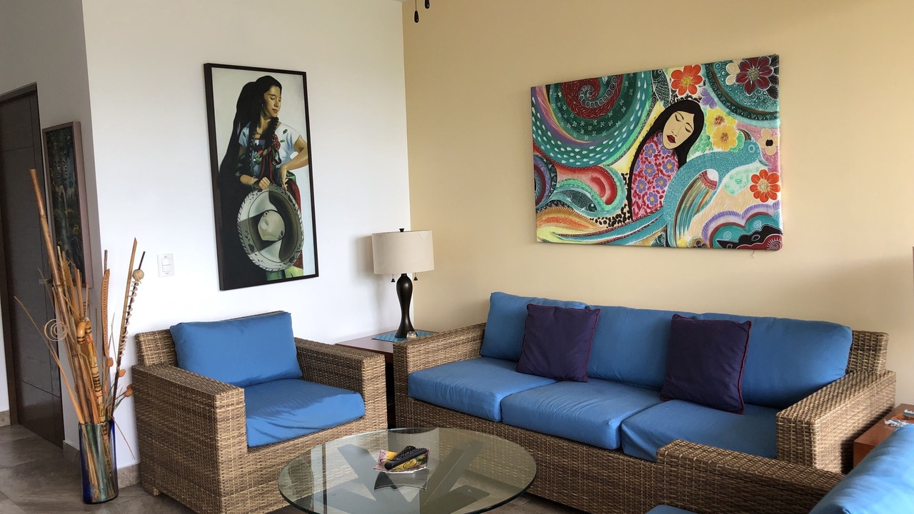 Photo of Livingroom in Romantic Zone