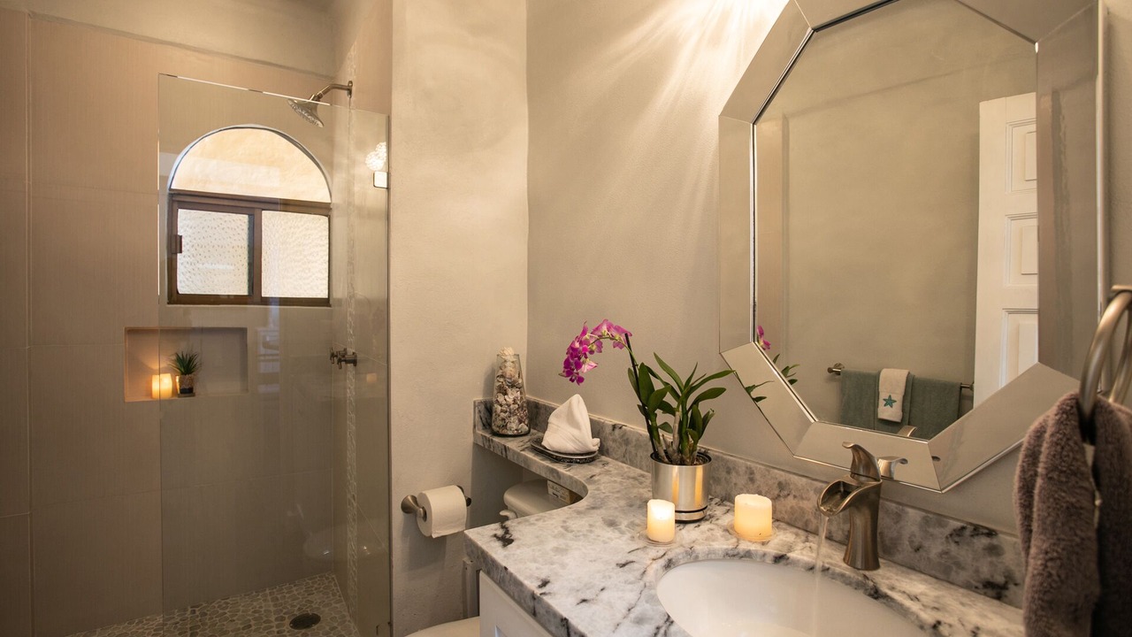 Photo of Bathroom in South Shore Hotel Area