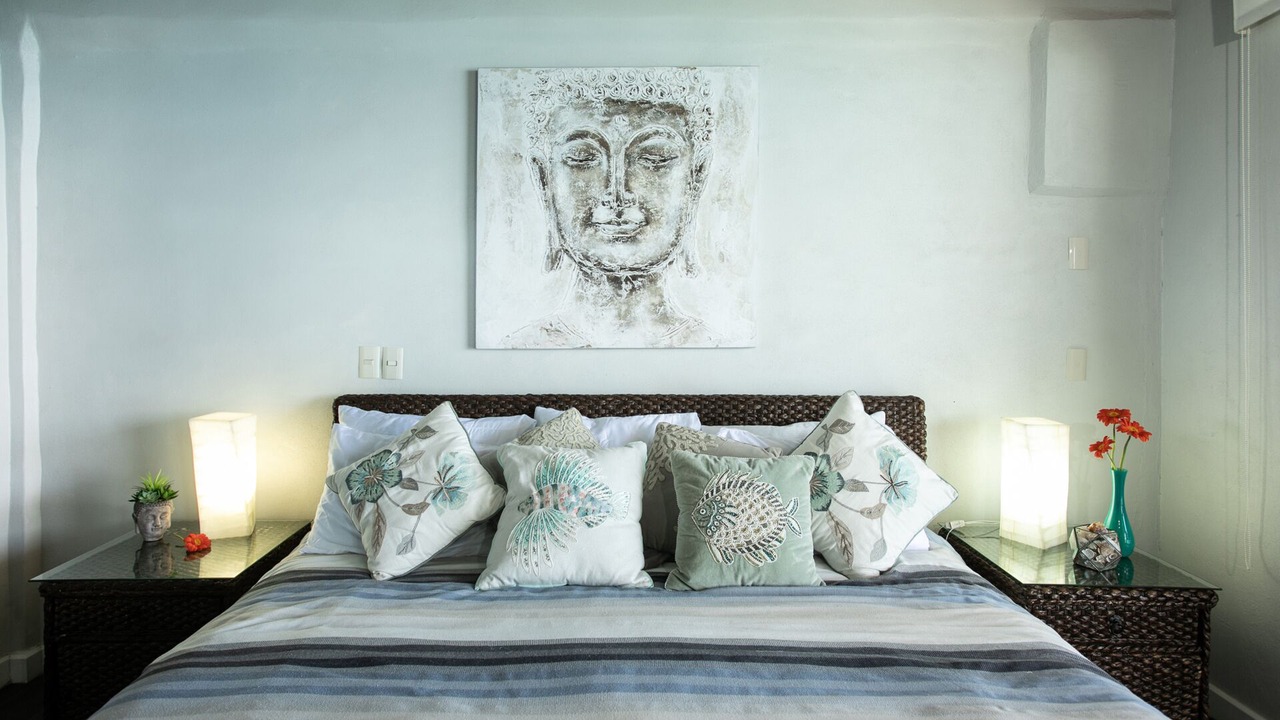 Photo of Bedroom in South Shore Hotel Area