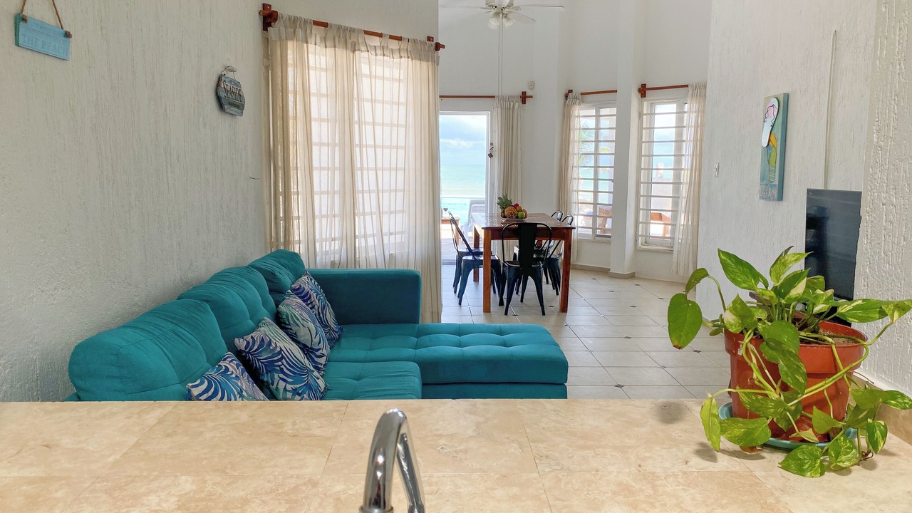 Photo of Livingroom in Chuburna Puerto