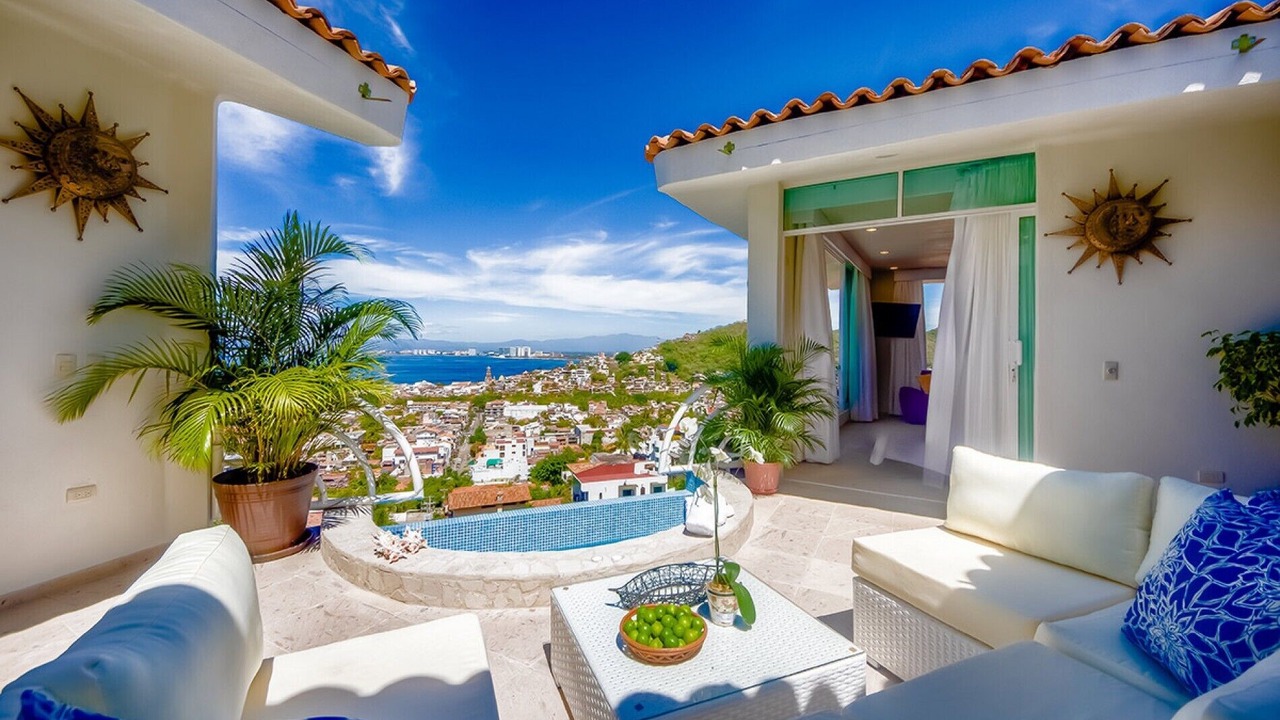 Photo of Patio Balcony in Romantic Zone
