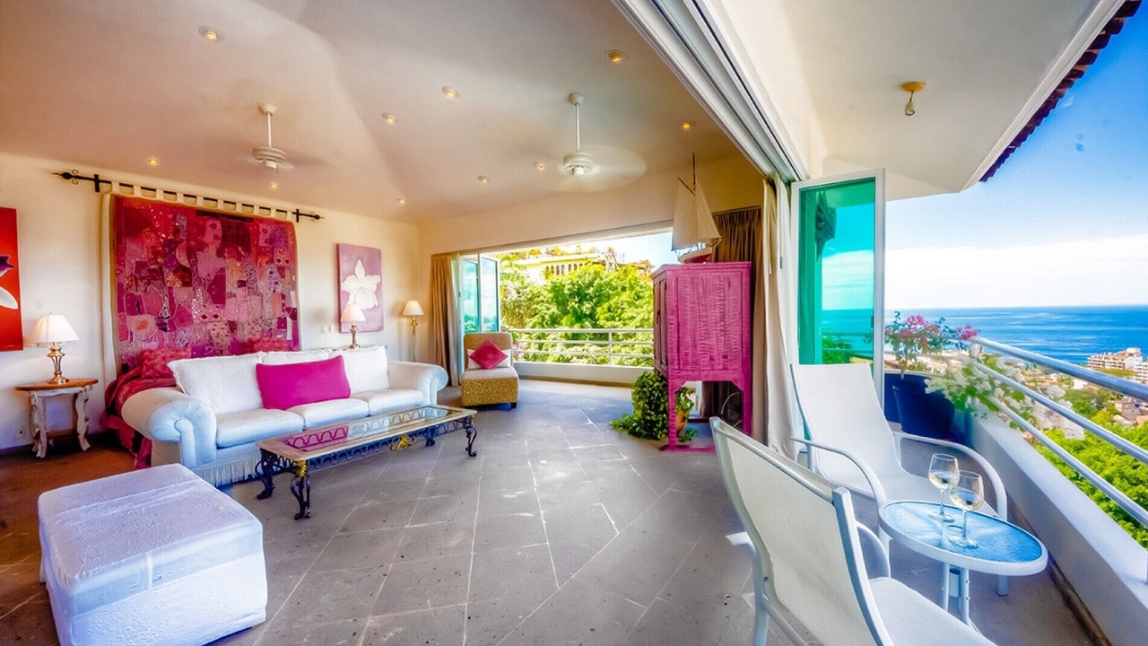 Photo of Livingroom in Romantic Zone