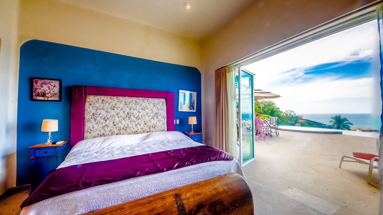 Photo of Bedroom in Romantic Zone