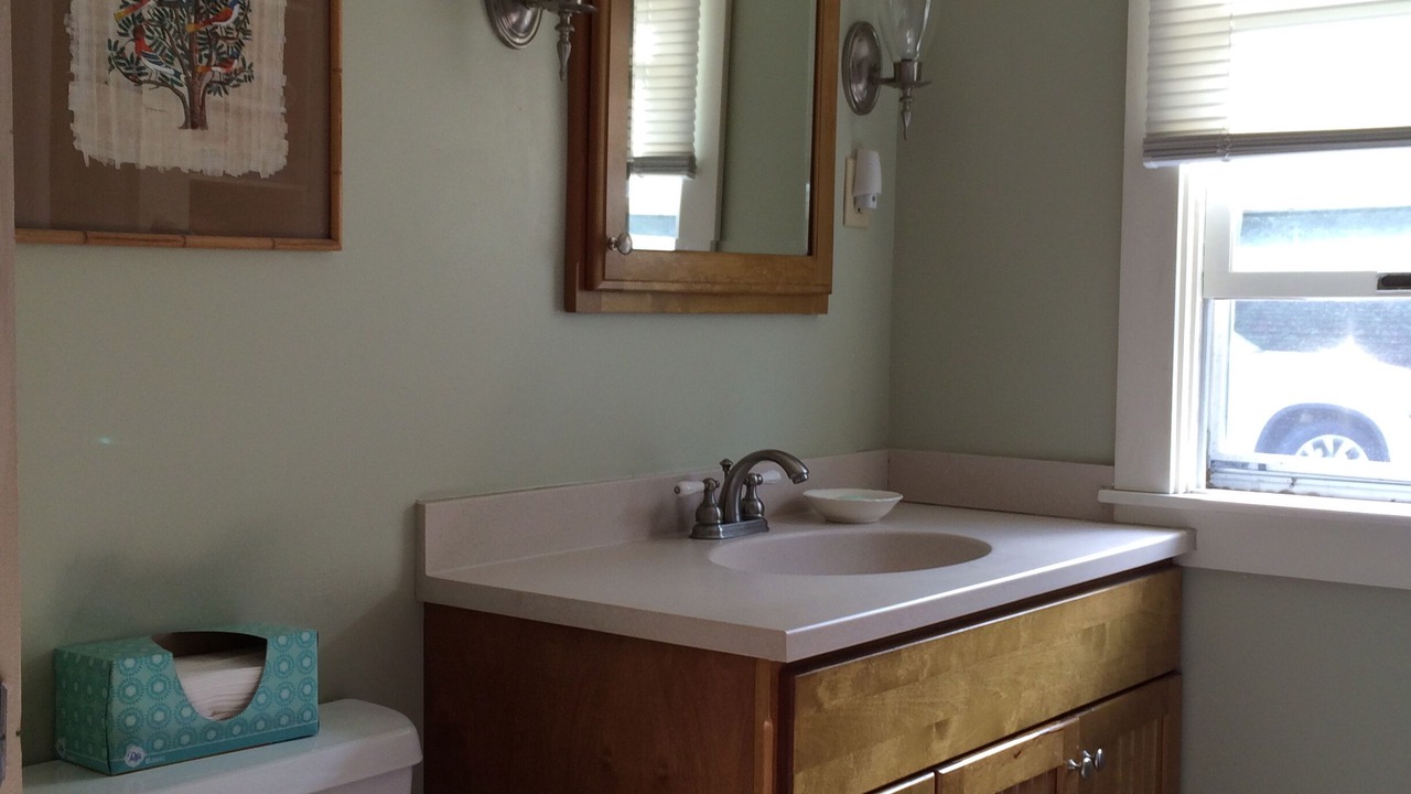 Photo of Bathroom in Vinalhaven