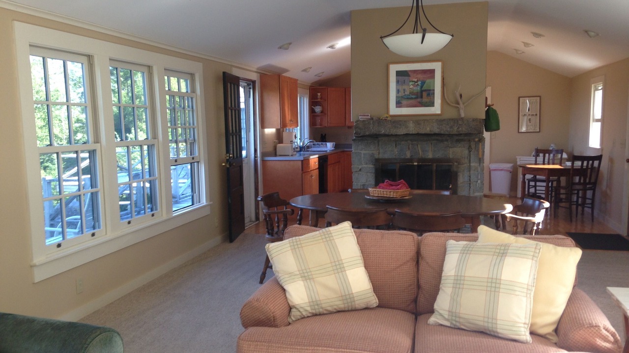 Photo of Bedroom in Vinalhaven