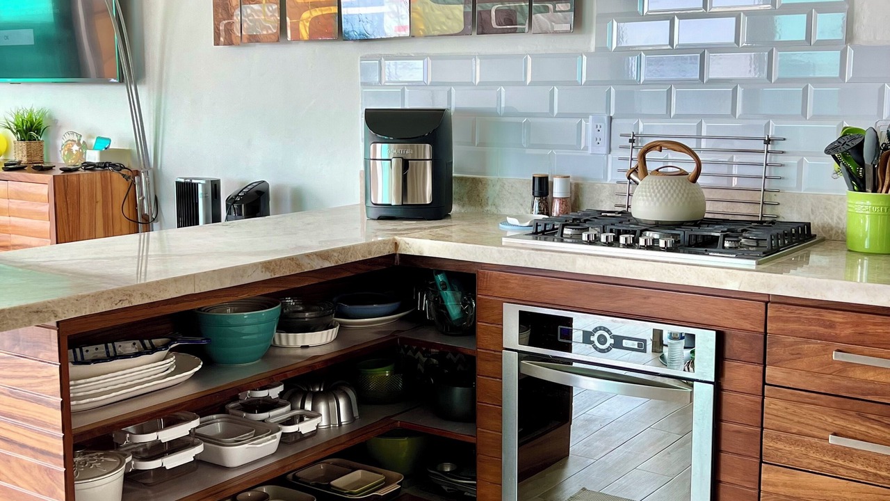 Photo of Kitchen in Flamingos