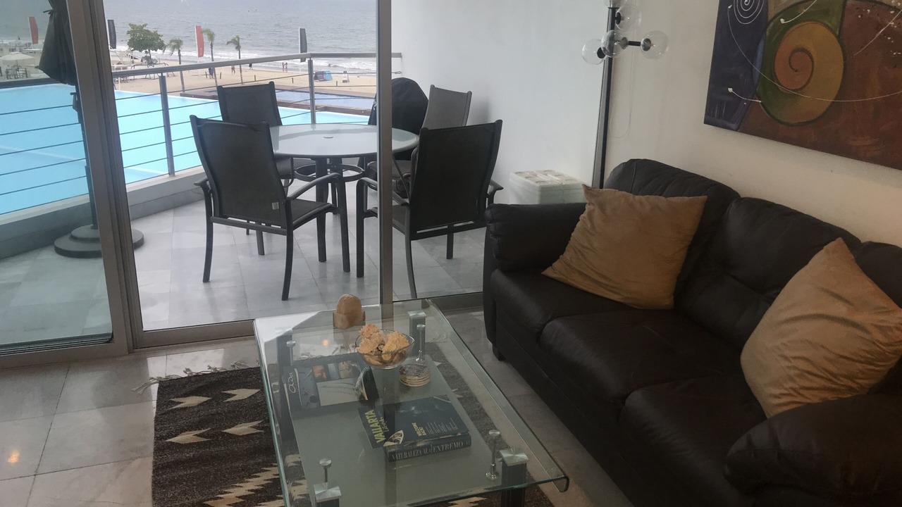 Photo of Livingroom in Flamingos