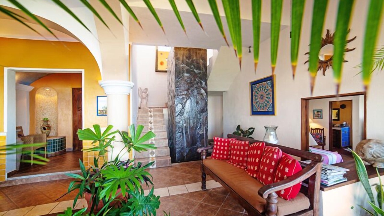 Photo of Livingroom in North End