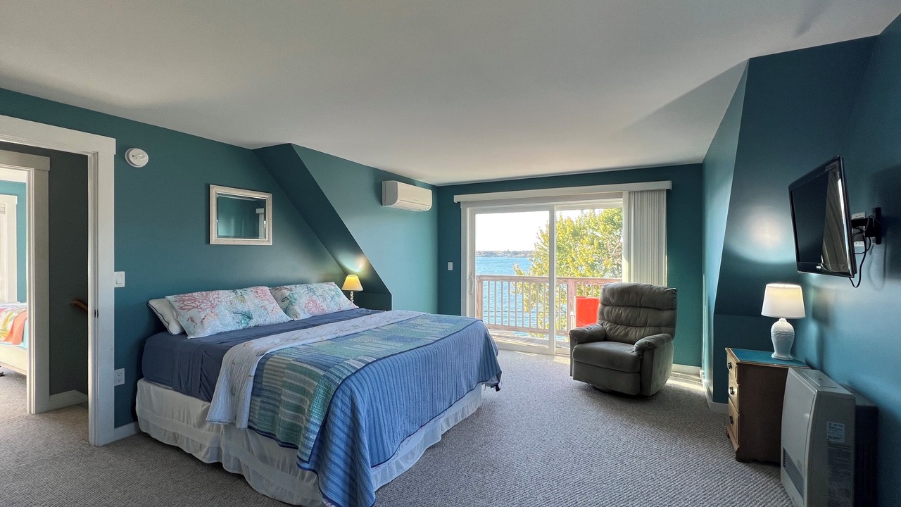Photo of Patio Balcony in Mid-Coast and Islands