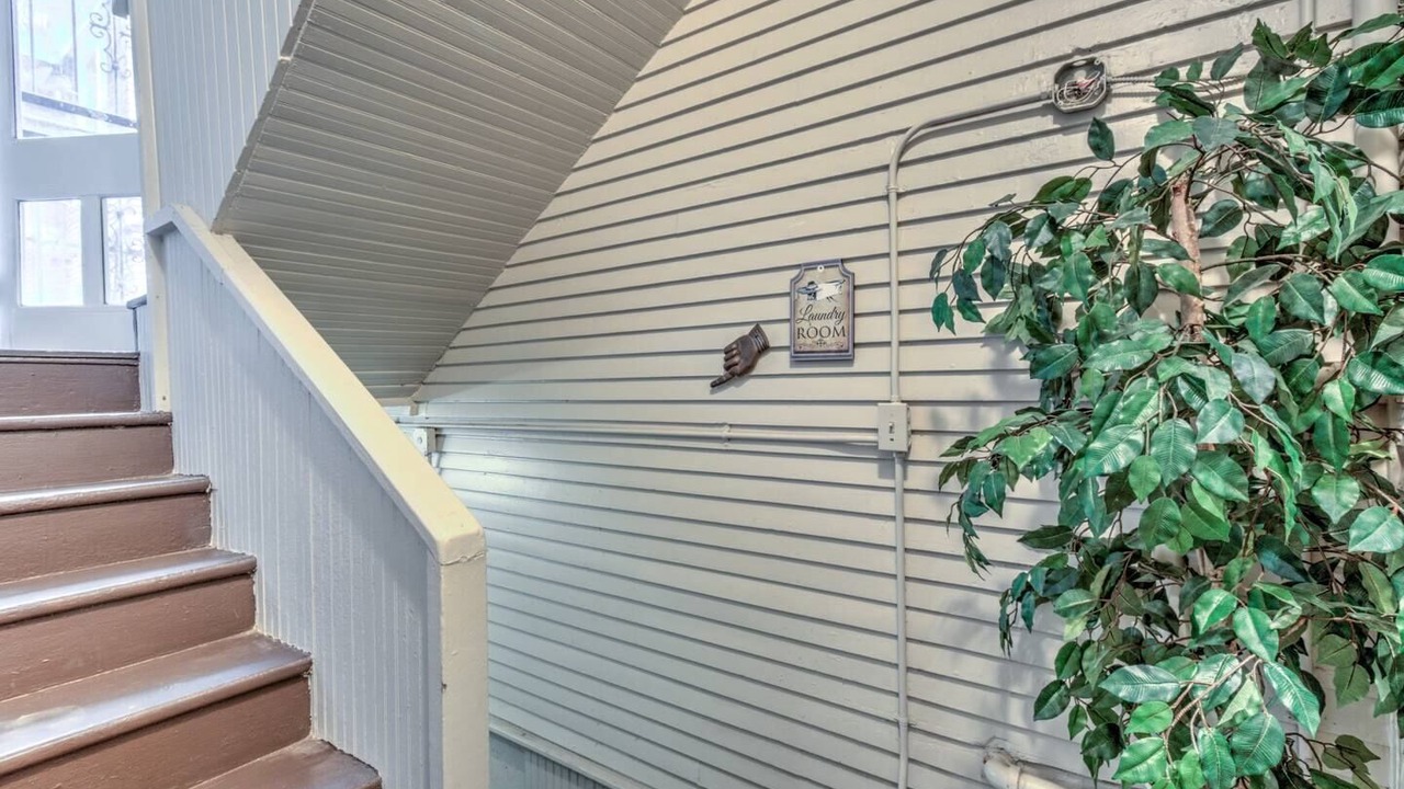 Photo of Bedroom in Midtown