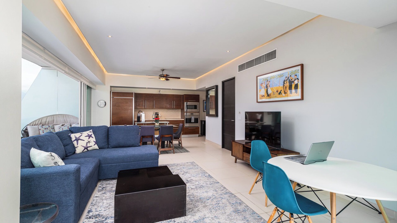Photo of Livingroom in North Hotel Zone