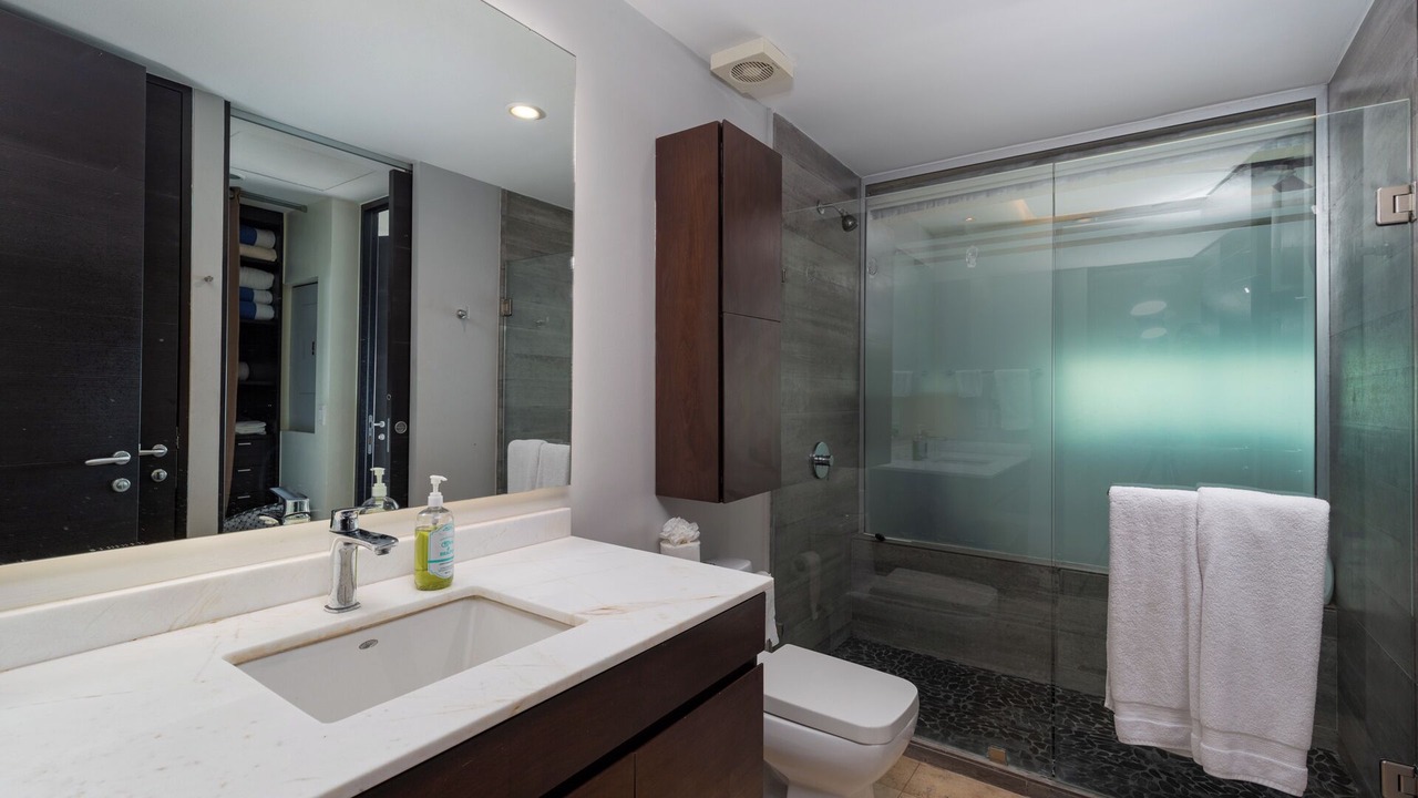 Photo of Bathroom in North Hotel Zone