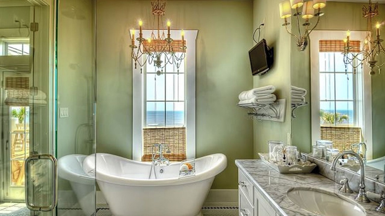 Photo of Bathroom in Crystal Beach