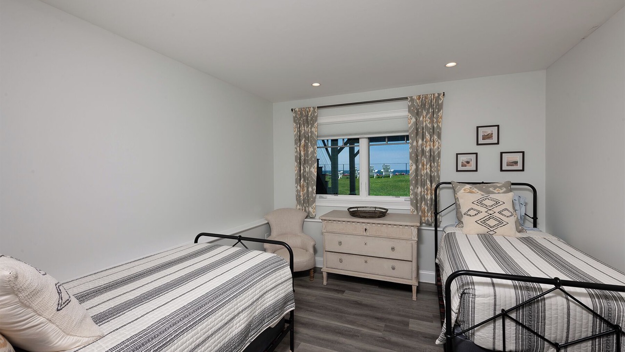 Photo of Bedroom in York Beach