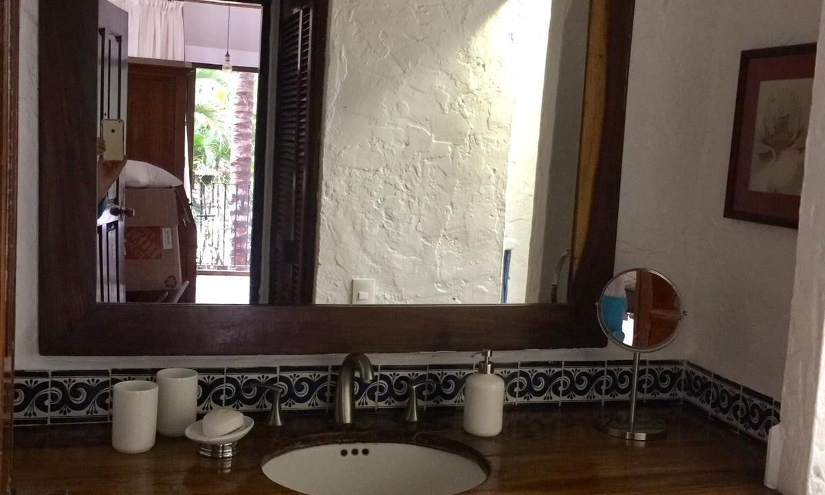 Photo of Bathroom in South Hotel Zone