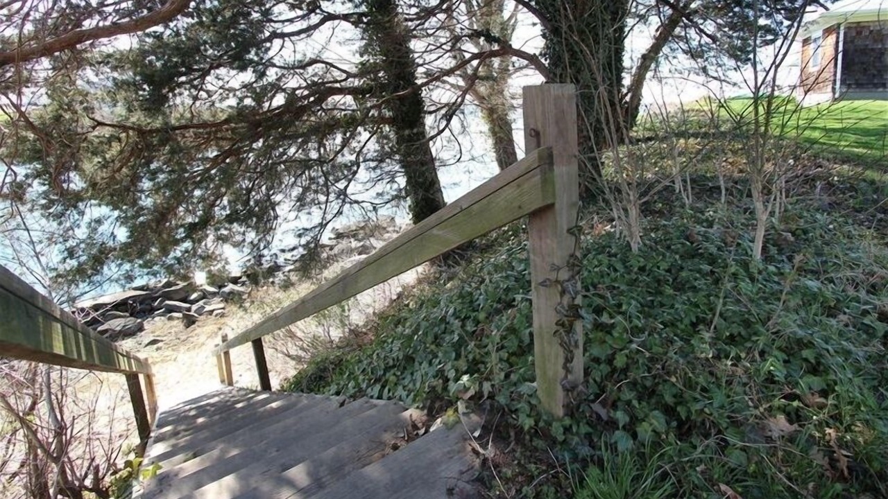 Photo of Others in Tiverton
