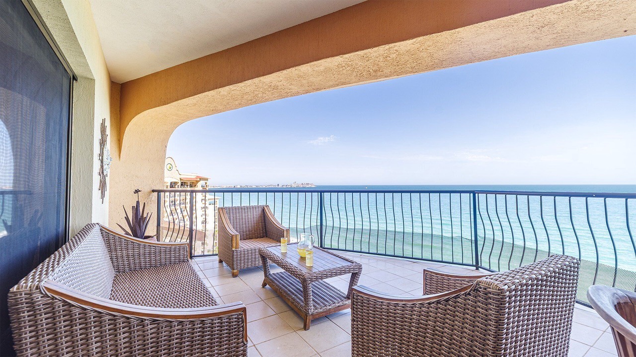Photo of Patio Balcony in Sandy Beach