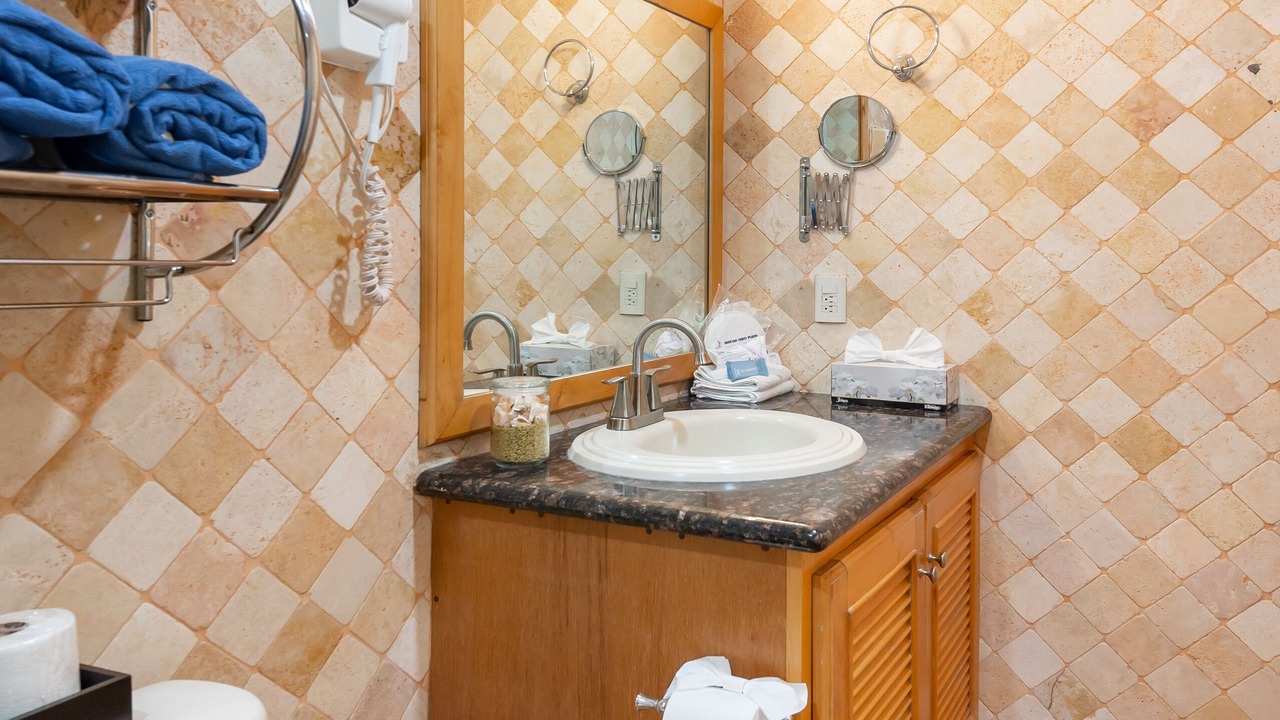 Photo of Bathroom in Marina