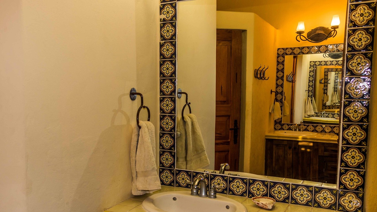 Photo of Bathroom in Nopolo