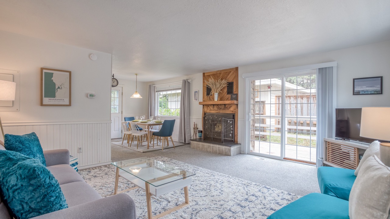 Photo of Livingroom in Manzanita