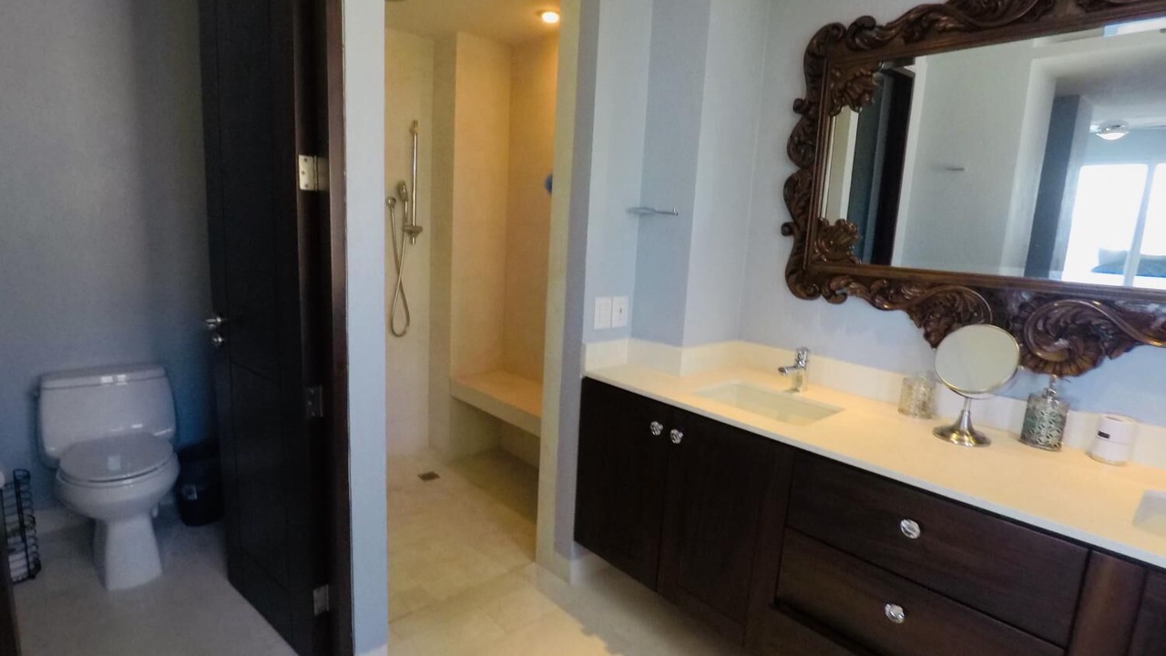 Photo of Bathroom in South Shore Hotel Area