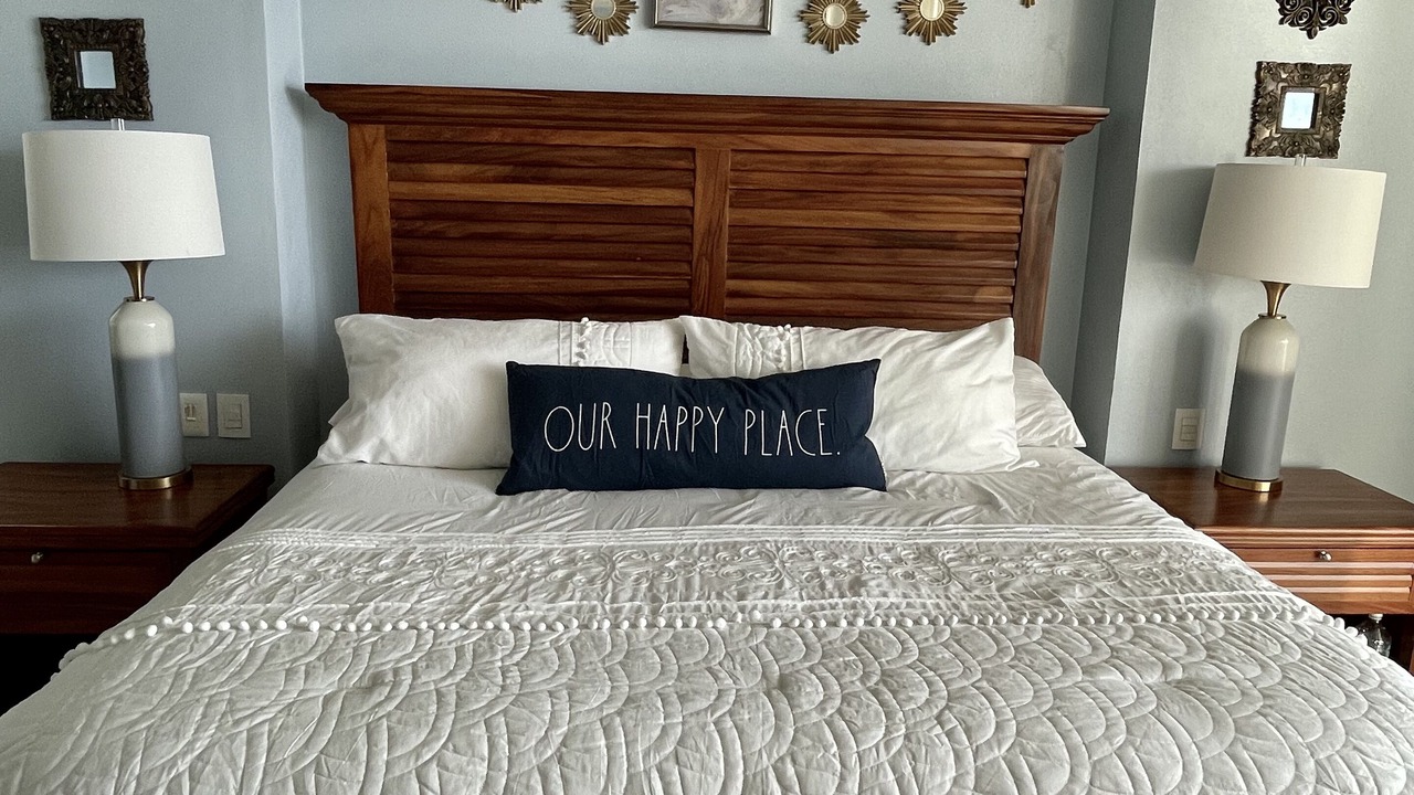 Photo of Bedroom in South Shore Hotel Area