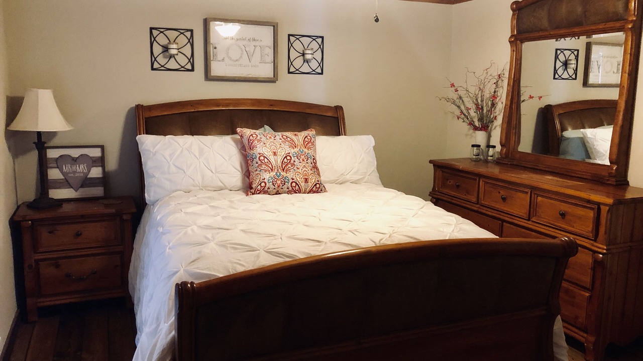 Photo of Bedroom in Dahlonega