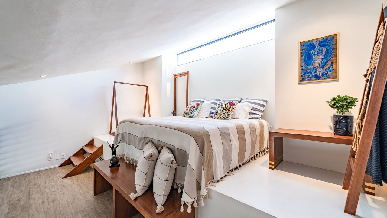 Photo of Bedroom in R
