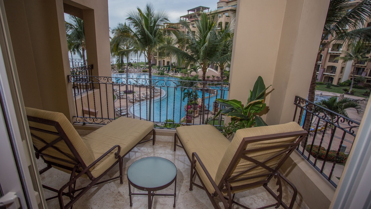 Photo of Patio Balcony in Flamingos