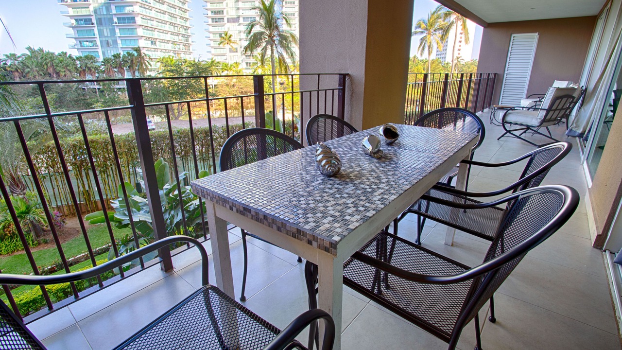 Photo of Patio Balcony in South Hotel Zone