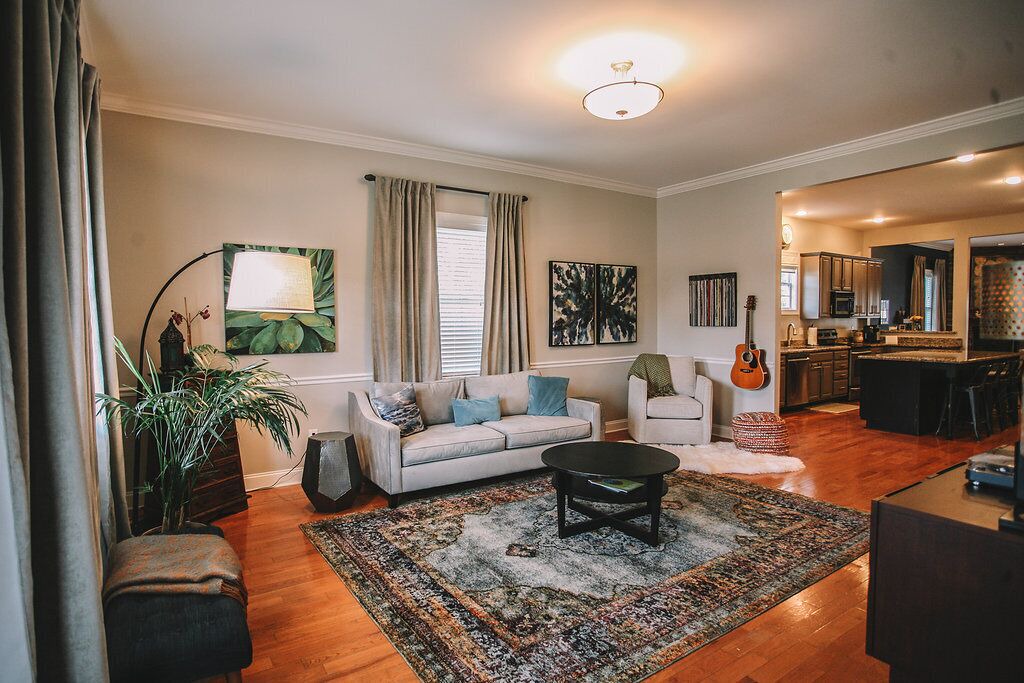 Photo of Livingroom in Historic Edgefield