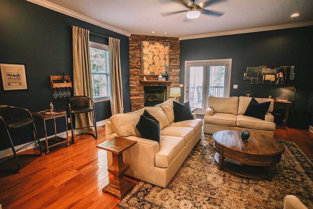 Photo of Livingroom in Historic Edgefield