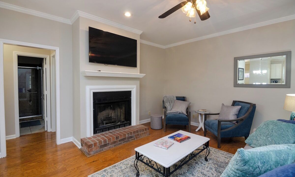 Photo of Livingroom in Franklin