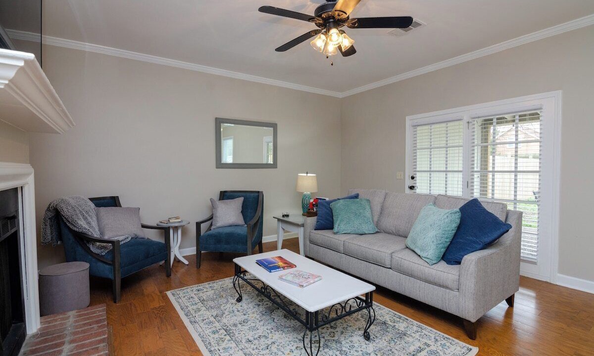 Photo of Livingroom in Franklin